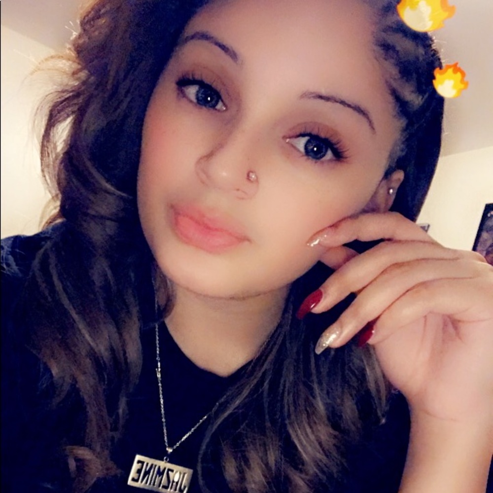 Meet your Posher, Jazmine